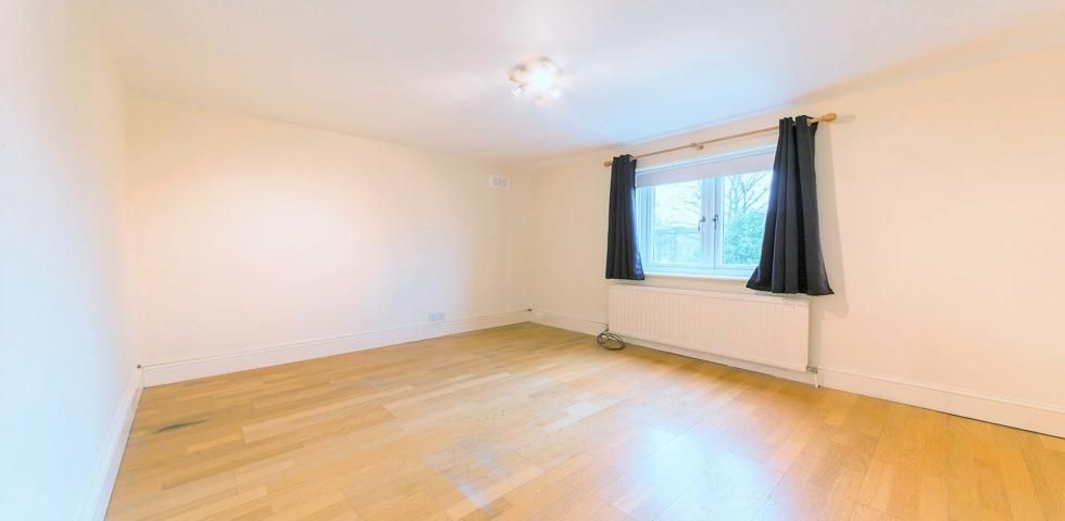 			NEW INSTRUCTION, 2 Bedroom, 1 bath, 1 reception Flat			 Victoria Road, QUEENS PARK / KILBURN